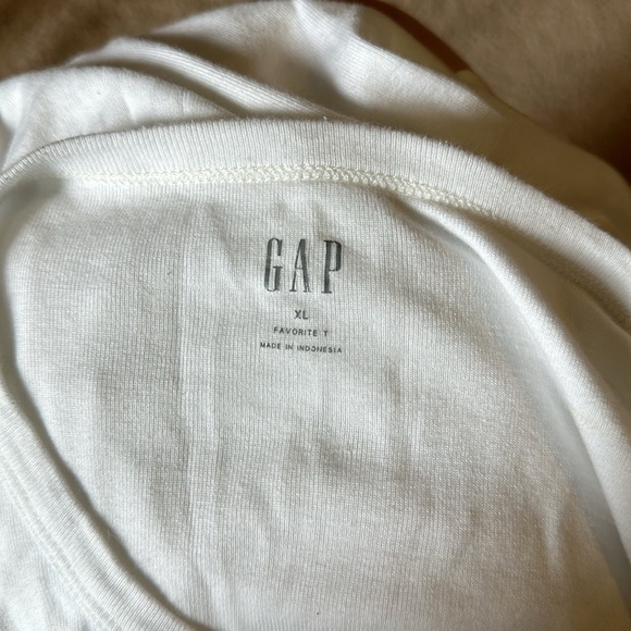 GAP long sleeve tee - Picture 3 of 3